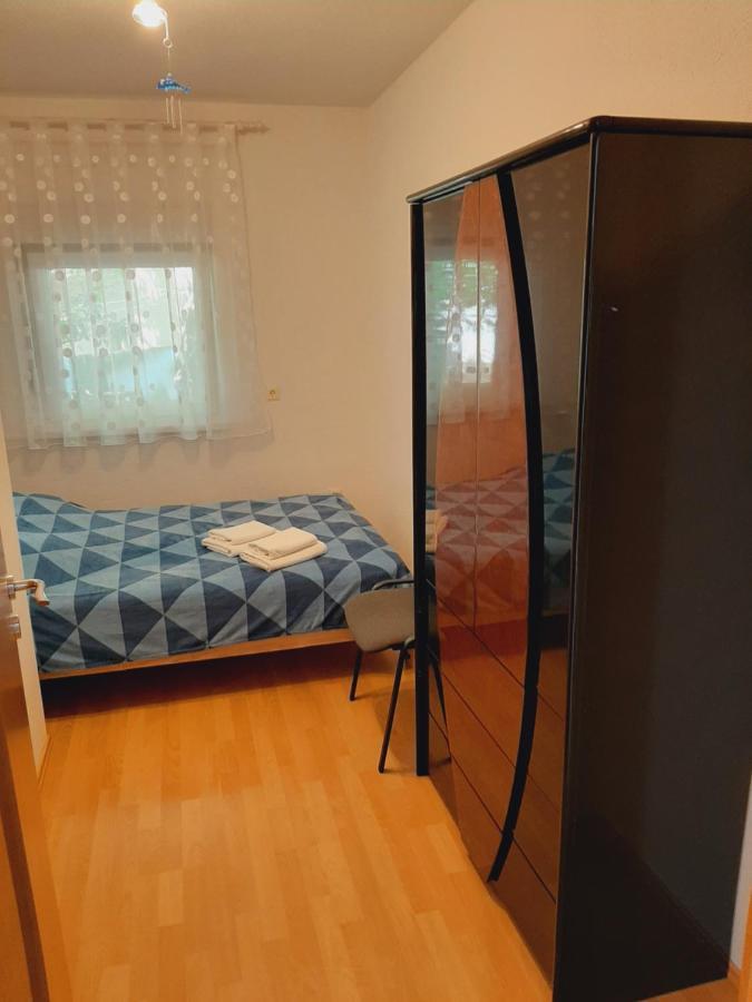 Apartment Luna โตรกีร์ ภายนอก รูปภาพ